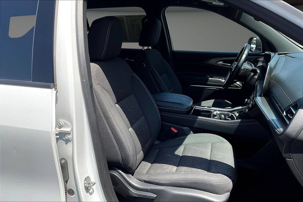 Used 2024 Chevrolet Traverse LT AWD/4WD image 33