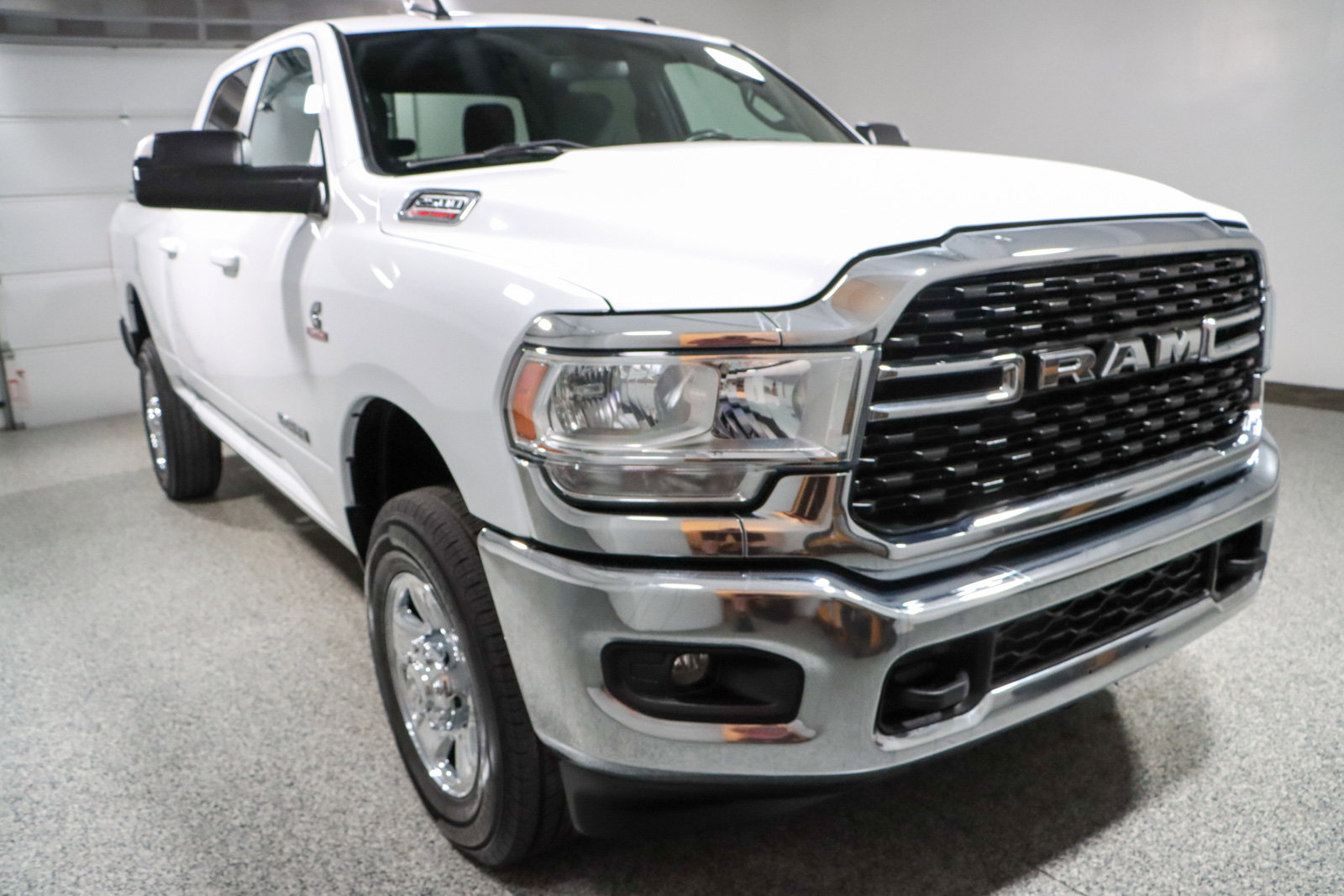 Used 2022 RAM 2500 Big Horn w/ Cold Weather Group image 5