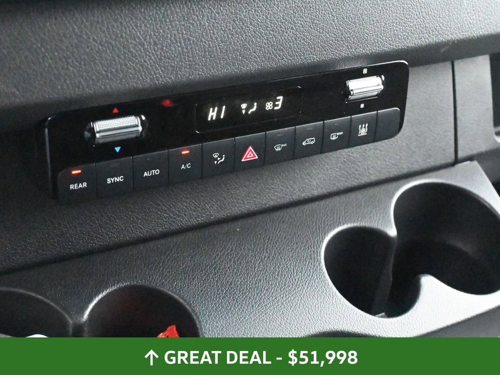 Used 2024 Mercedes-Benz Sprinter 2500 image 27