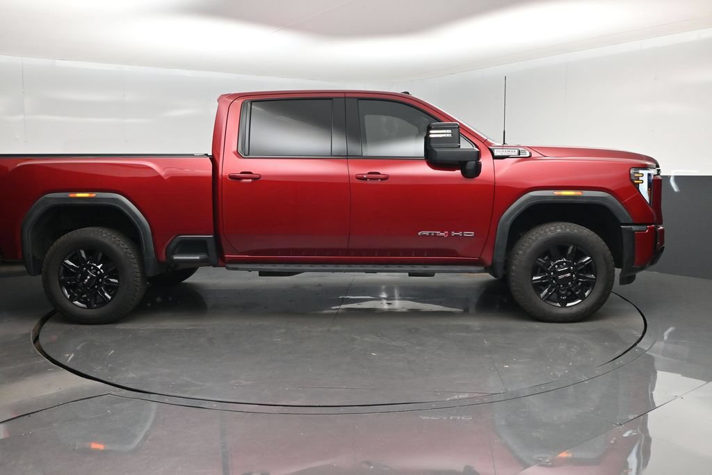Used 2025 GMC Sierra 2500 AT4 w/ AT4 Premium Plus Package AWD/4WD image 2