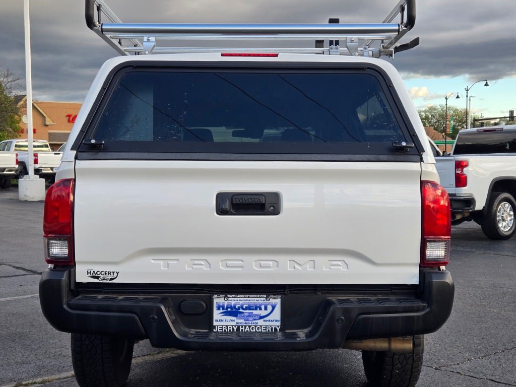 Used 2022 Toyota Tacoma SR RWD image 15