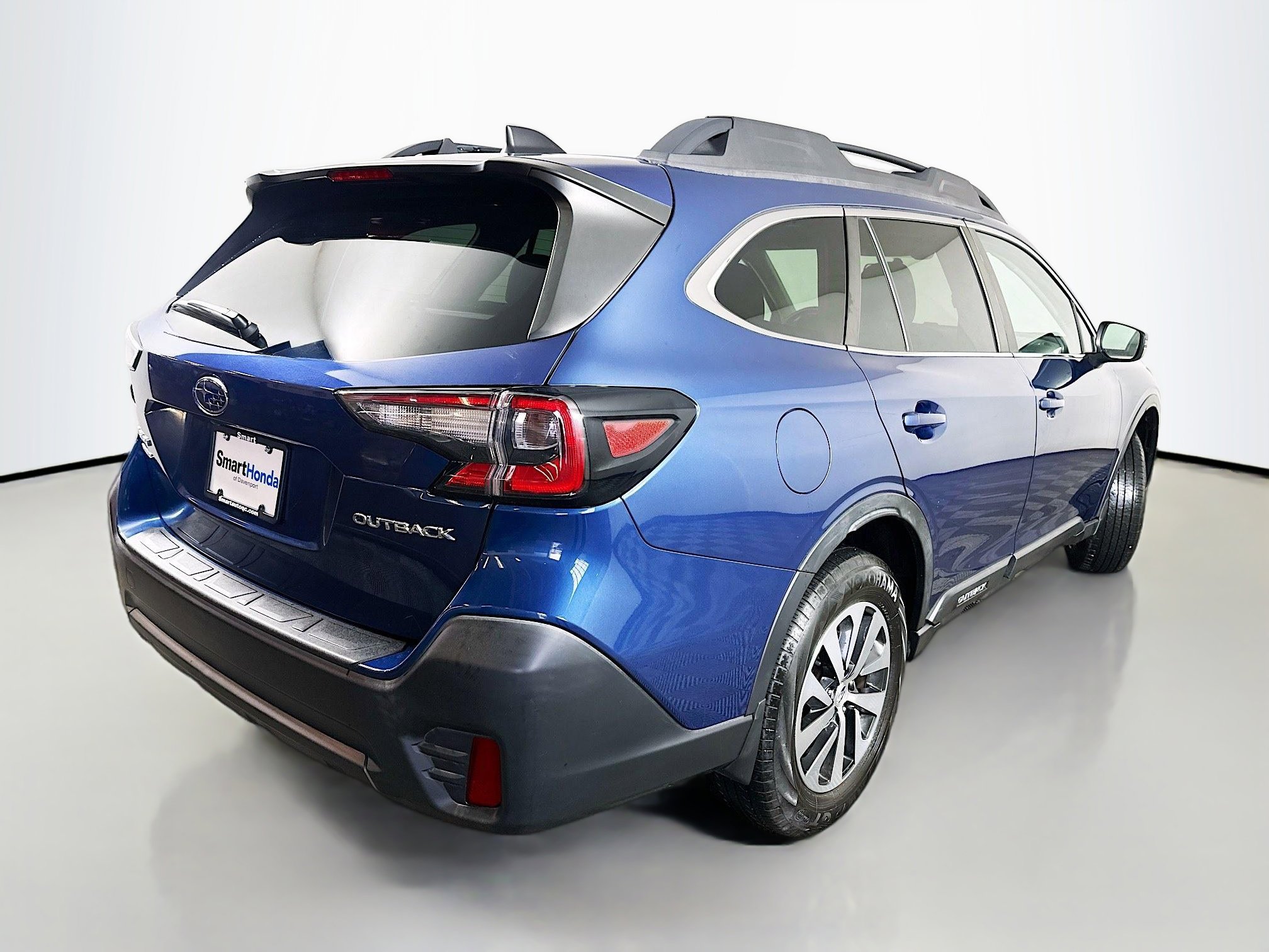 Used 2020 Subaru Outback Premium image 7