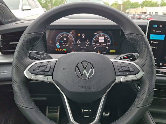 New 2026 Volkswagen Tiguan SE R-Line AWD/4WD image 10