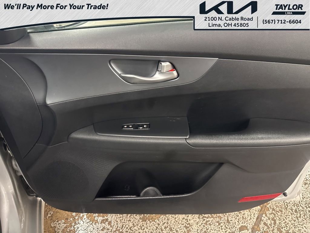 Used 2021 Kia Forte LXS image 27