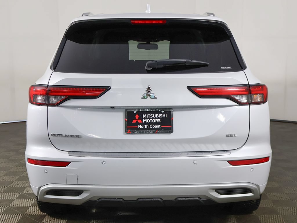 Used 2022 Mitsubishi Outlander SEL AWD/4WD image 15