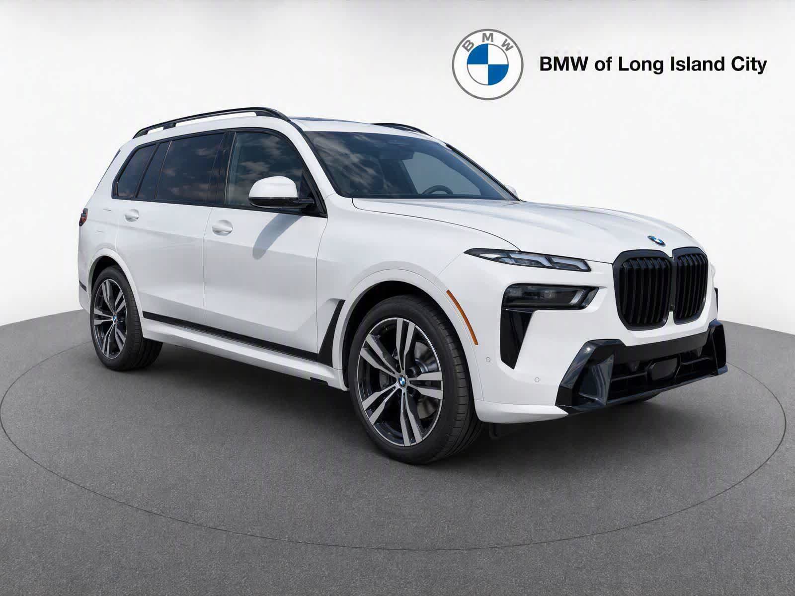 New 2027 BMW X7 xDrive40i w/ M Sport Package