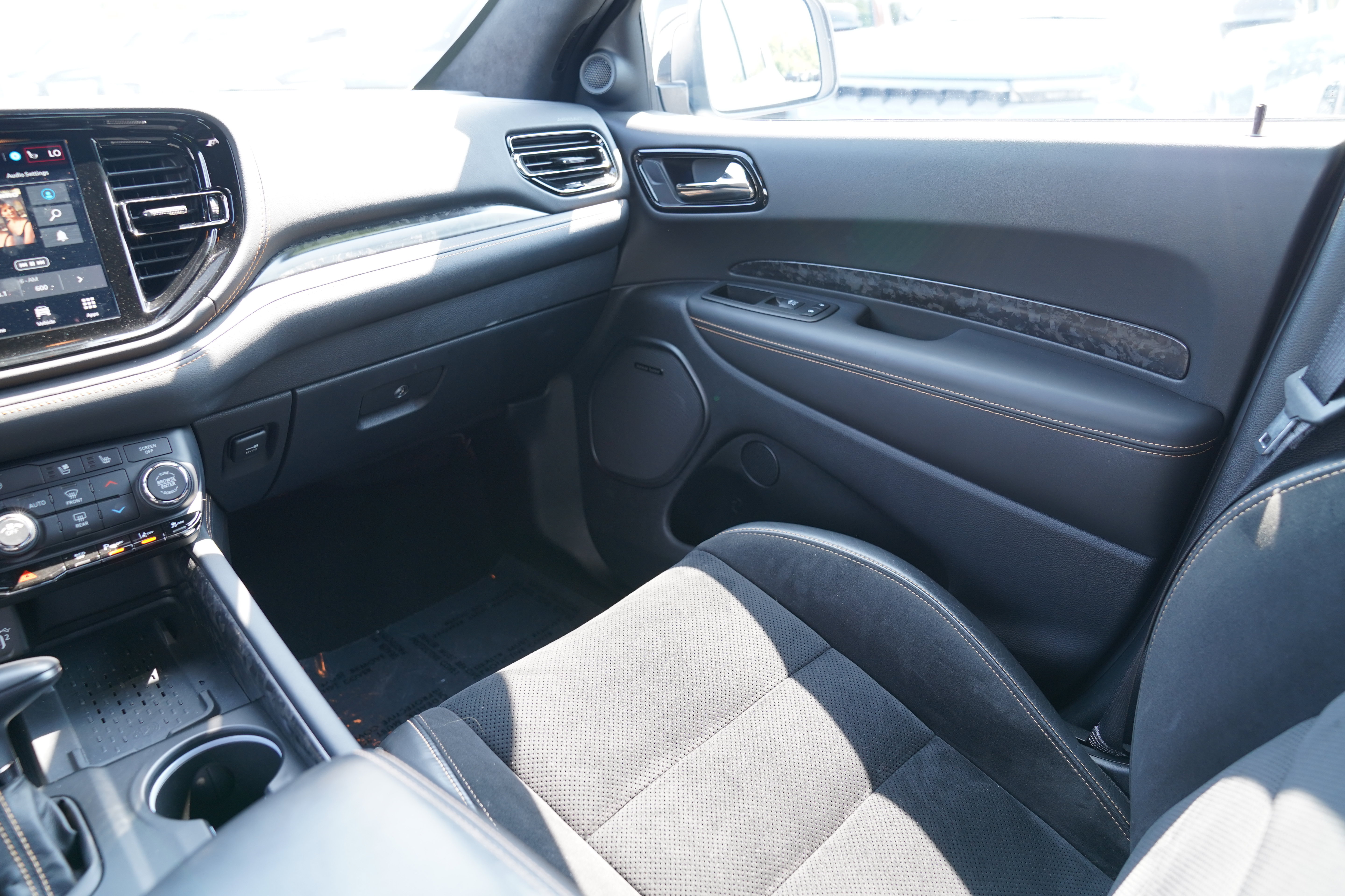 Used 2025 Dodge Durango R/T AWD/4WD image 13