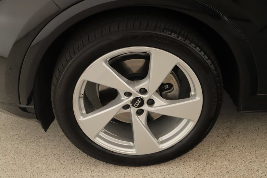 Certified 2025 Audi Q5 Prestige AWD/4WD image 34