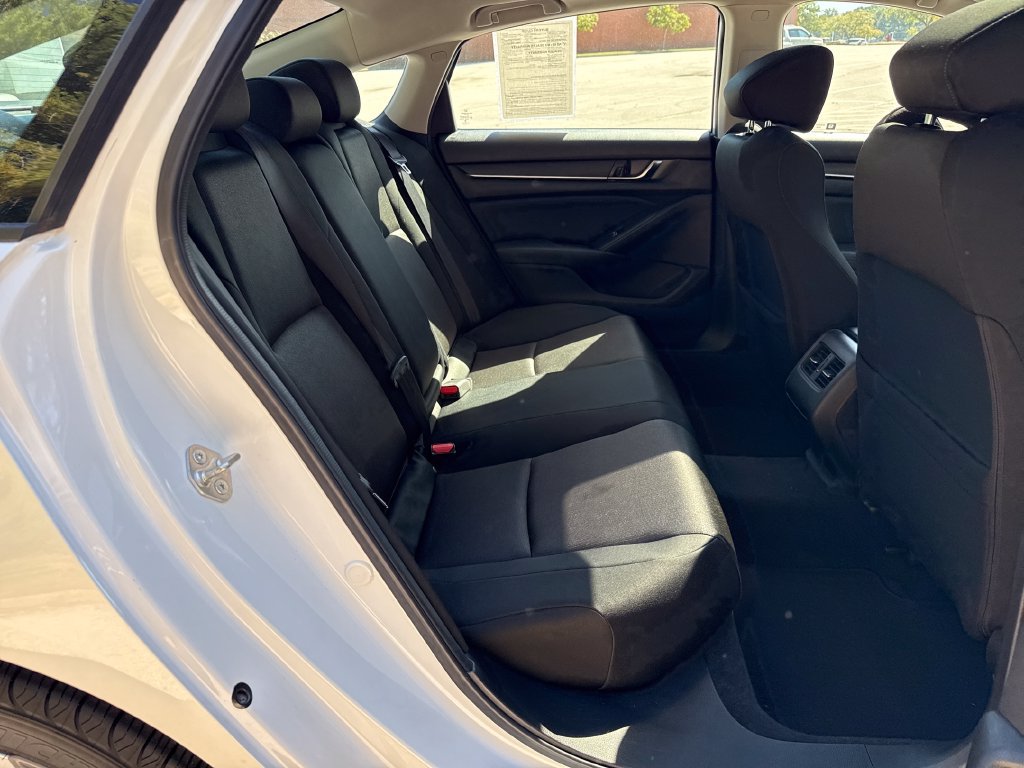Used 2018 Honda Accord EX image 25