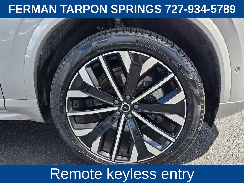 Certified 2025 Volvo XC90 B6 Plus image 13