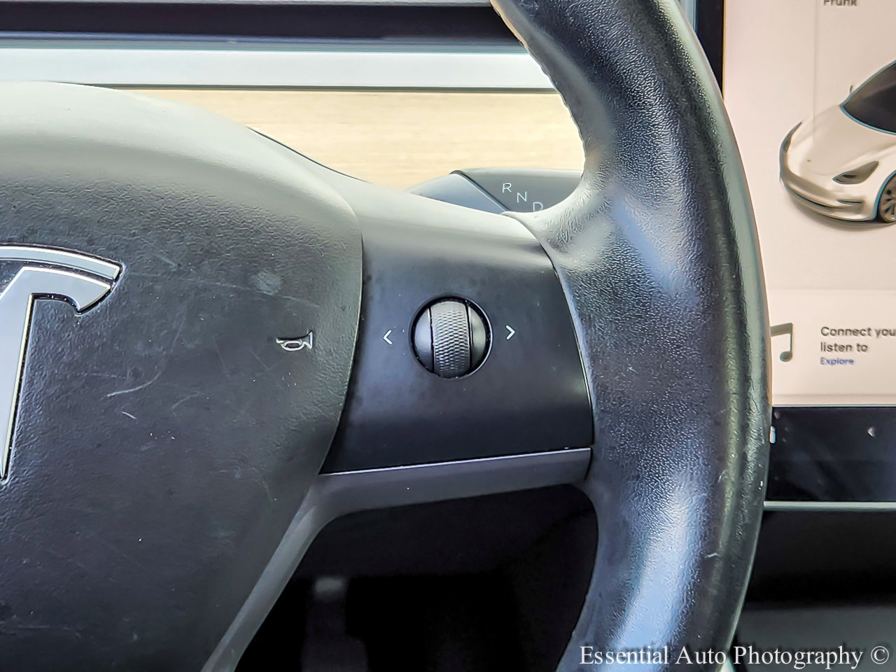 Used 2018 Tesla Model 3 Long Range RWD image 15