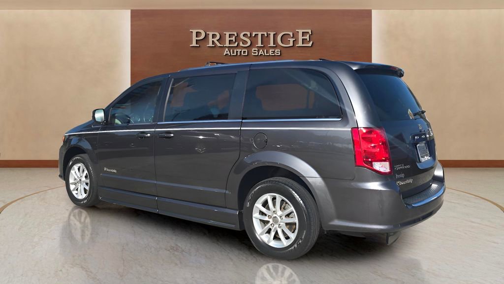 Used 2020 Dodge Grand Caravan SXT FWD image 24