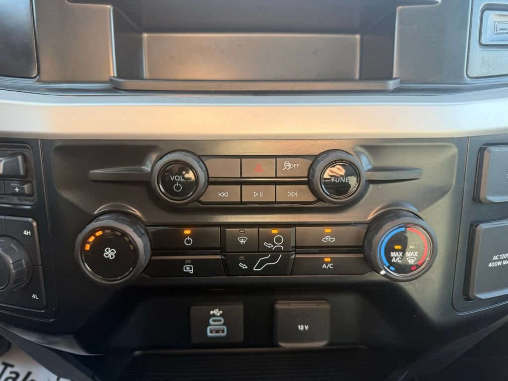 Certified 2025 Ford F350 XLT AWD/4WD image 28