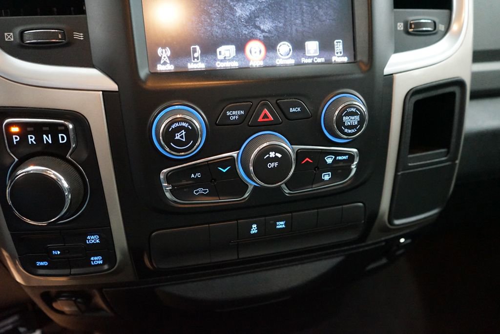 Used 2016 RAM 1500 Classic SLT image 33