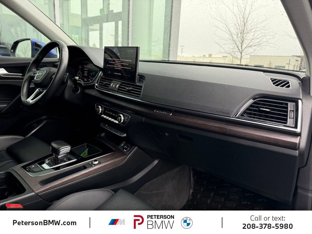 Used 2022 Audi Q5 e Premium w/ Convenience Package image 19