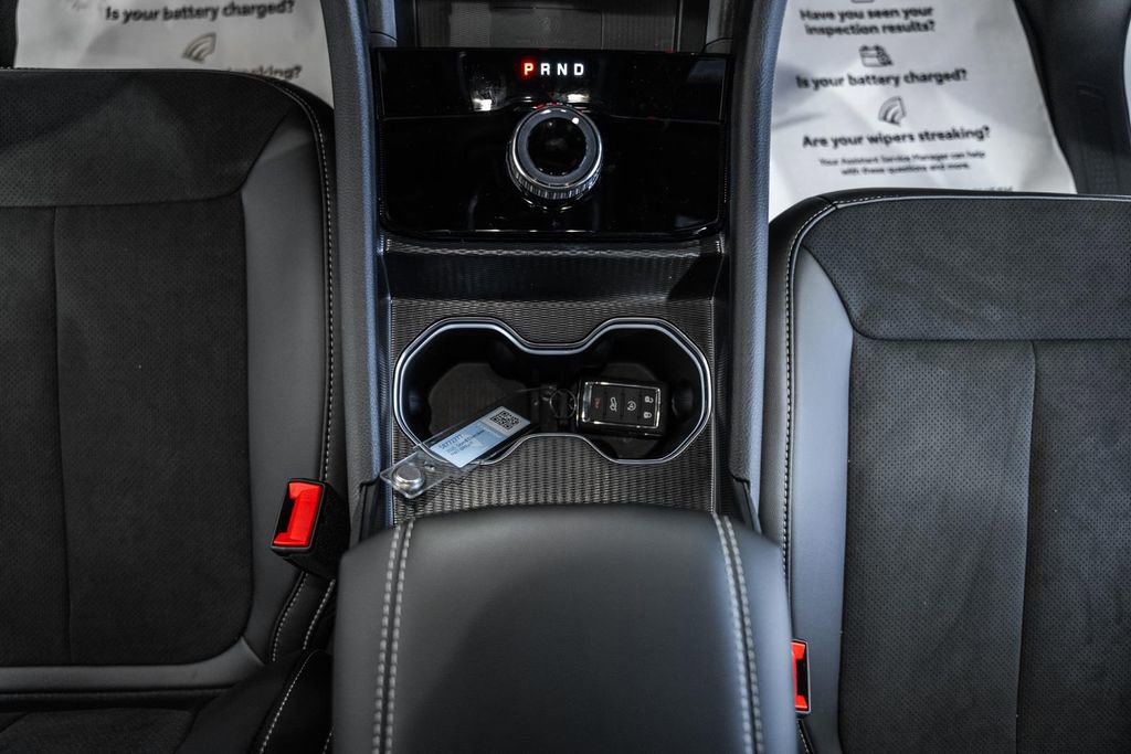 New 2025 Jeep Grand Cherokee Altitude image 24