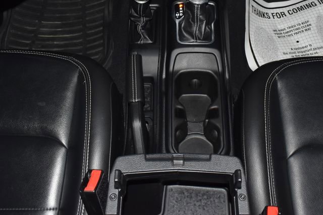 Used 2023 Jeep Wrangler Sahara w/ Cold Weather Group image 18