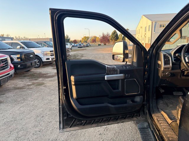 Used 2017 Ford F350 Lariat w/ Lariat Value Package AWD/4WD image 18