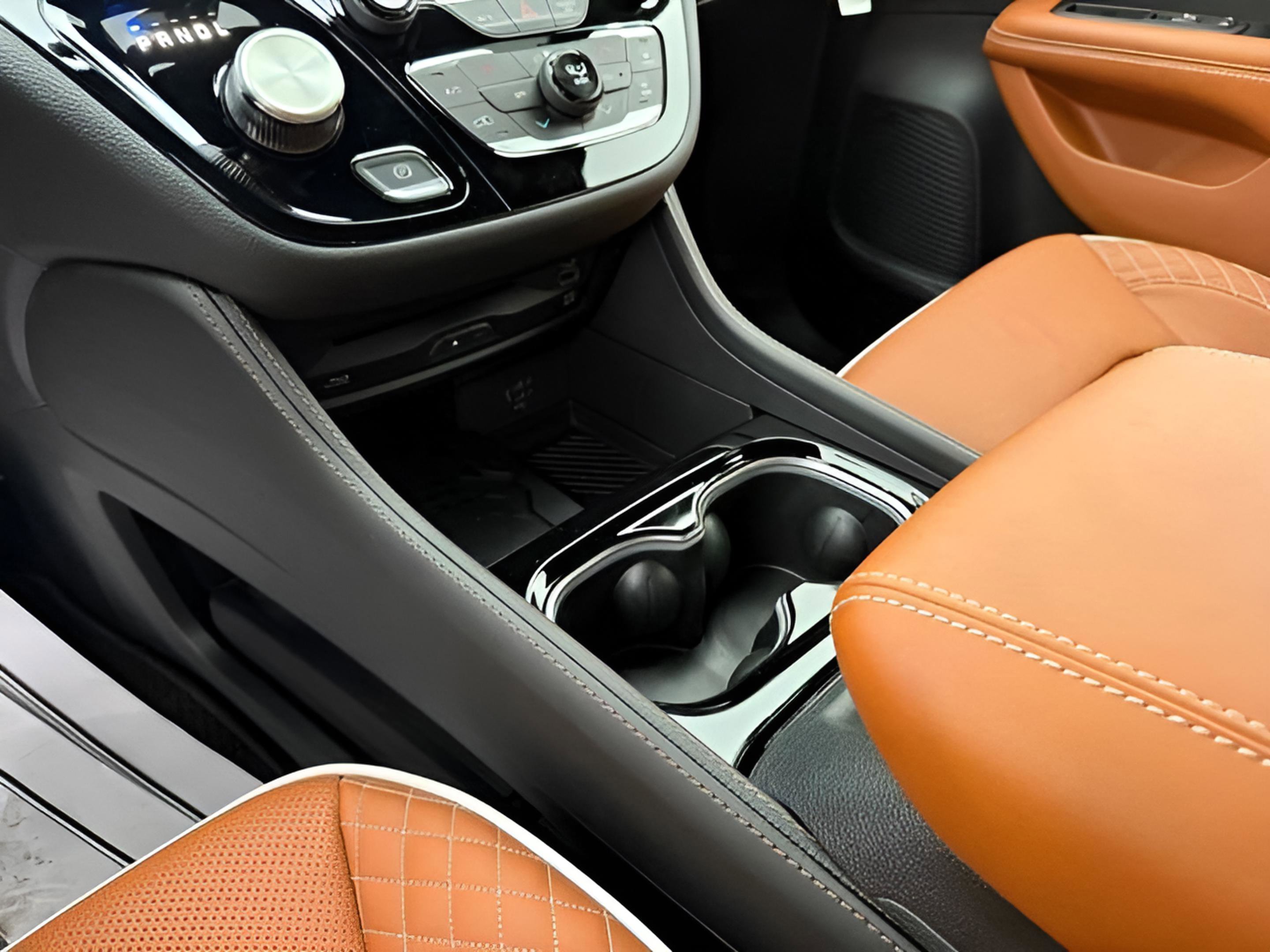 New 2026 Chrysler Pacifica Pinnacle w/ Trailer Tow Group image 29