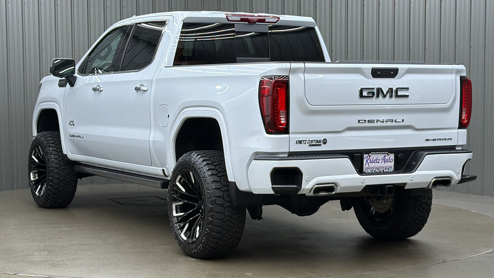 Used 2026 GMC Sierra 1500 Denali Ultimate AWD/4WD image 3