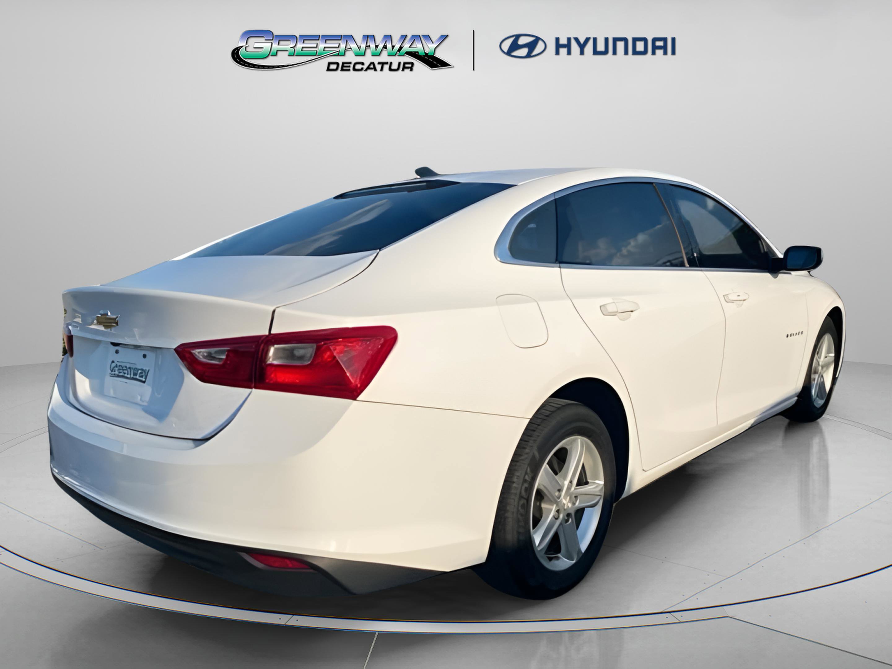 Used 2020 Chevrolet Malibu LS FWD image 5