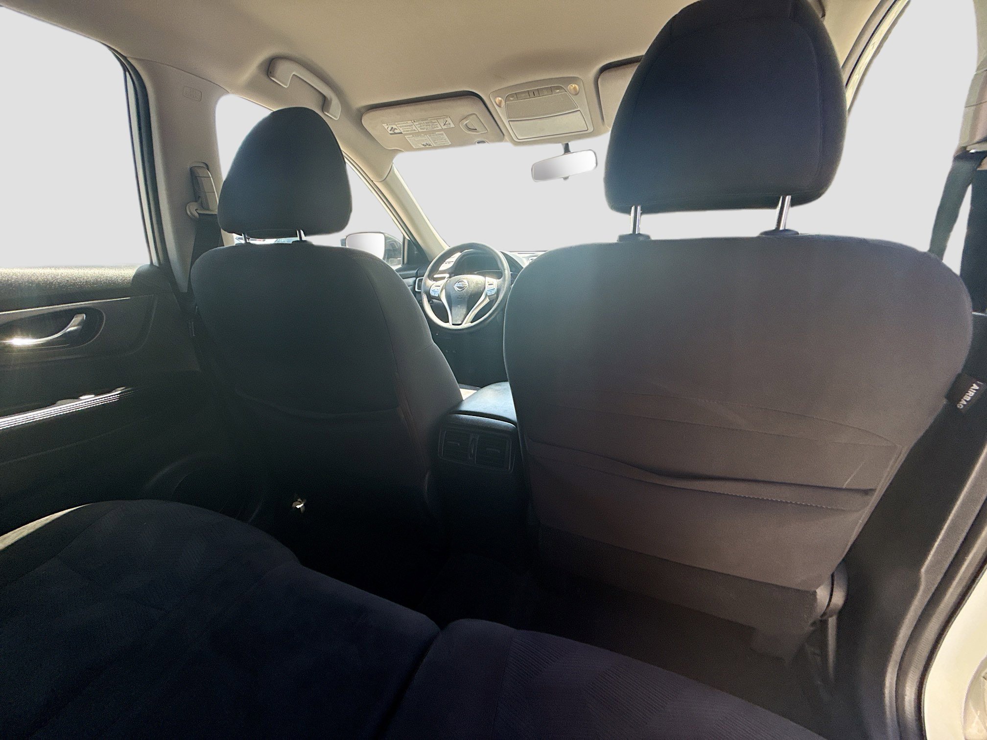 Used 2015 Nissan Rogue SV w/ SV Premium Package image 30