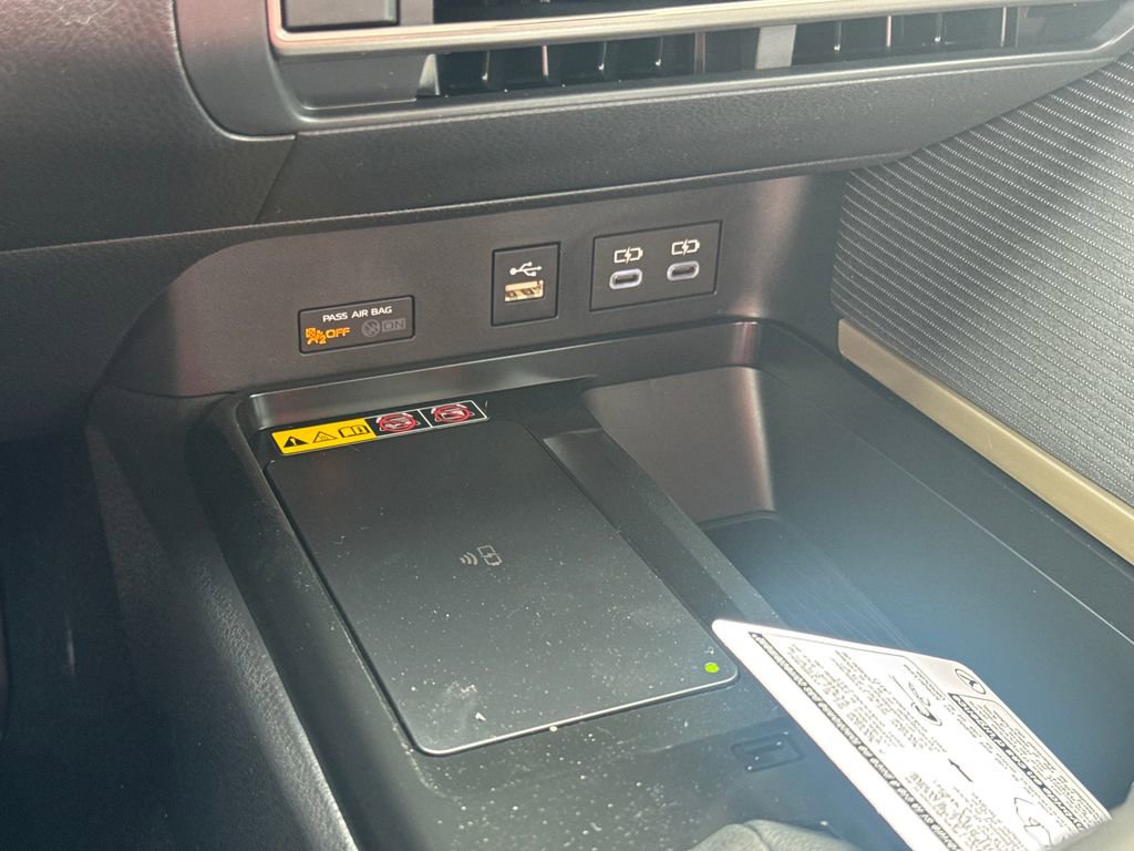 New 2026 Toyota Camry SE FWD image 28