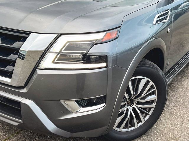Used 2022 Nissan Armada SL w/ Captain's Chairs Package image 2