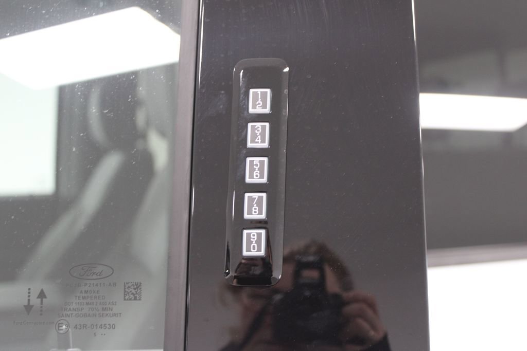 New 2026 Ford F250 XLT w/ XLT Premium Package image 22