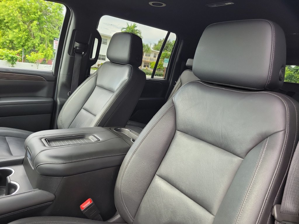 Used 2024 Chevrolet Suburban LT AWD/4WD image 26