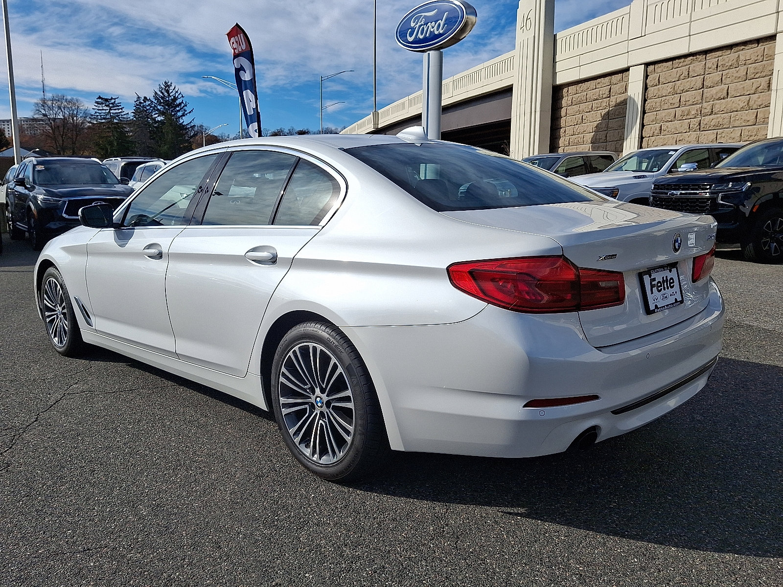 Used 2019 BMW 530i xDrive w/ Convenience Package image 6