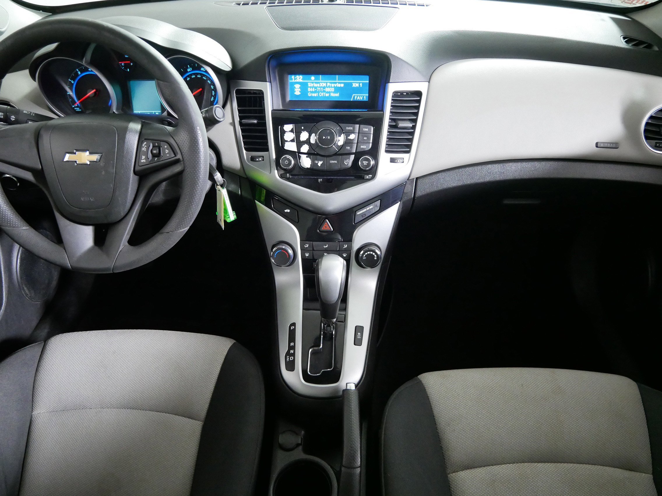 Used 2016 Chevrolet Cruze LS FWD image 10