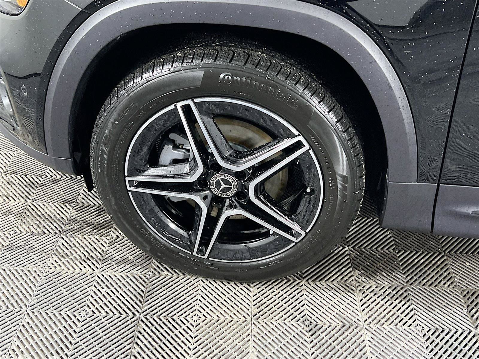 Certified 2026 Mercedes-Benz GLB 250 4MATIC image 27
