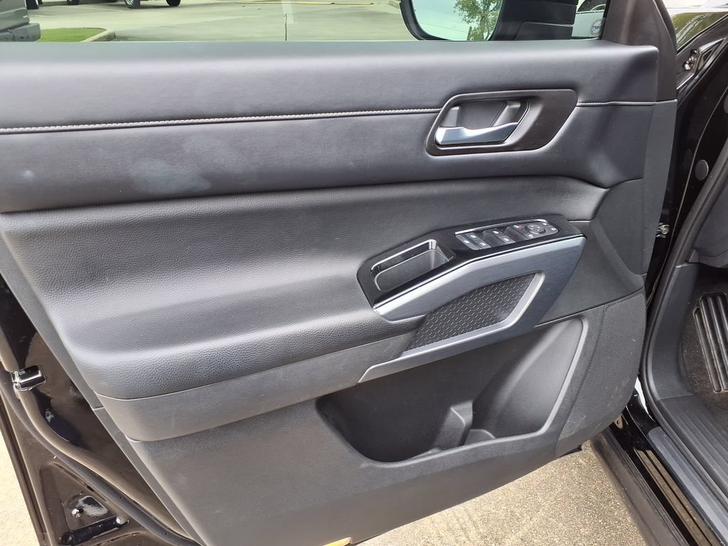 Used 2022 Nissan Pathfinder SL w/ SL Premium Package FWD image 22