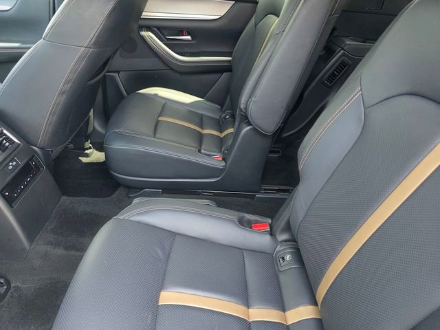 Used 2024 MAZDA CX-90 Plug-In Hybrid w/ Premium Plus image 9