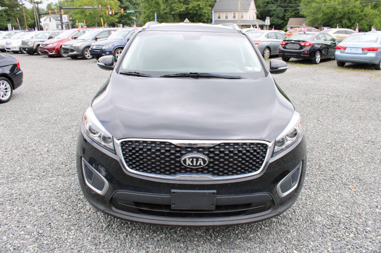 Used 2016 Kia Sorento LX w/ LX Convenience Package AWD/4WD image 3