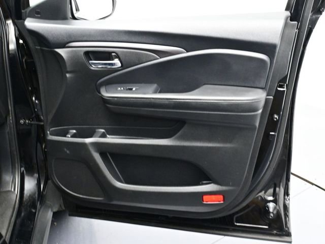 Used 2022 Honda Pilot Sport image 29