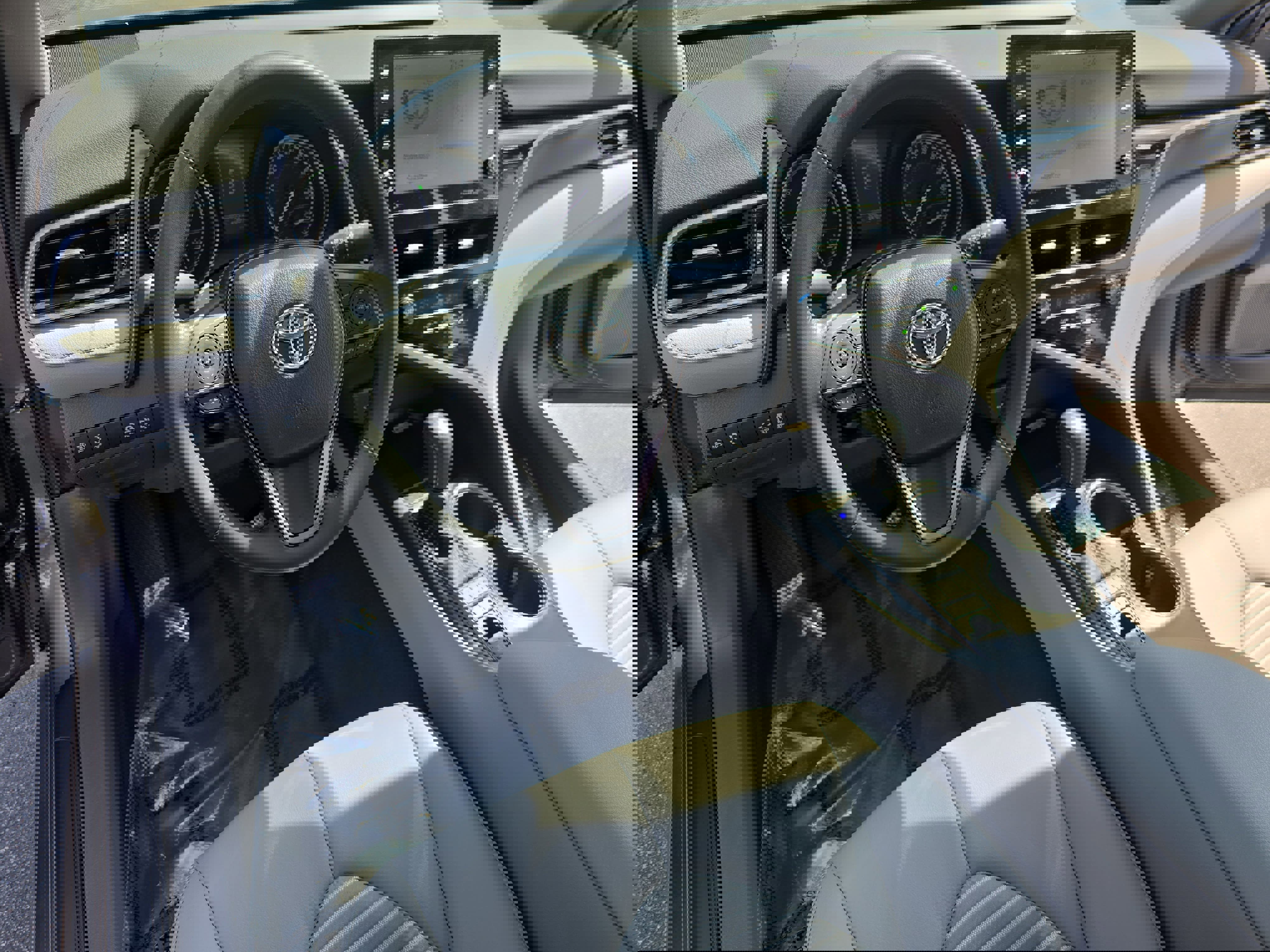 Used 2023 Toyota Camry SE w/ Audio Upgrade Package image 16