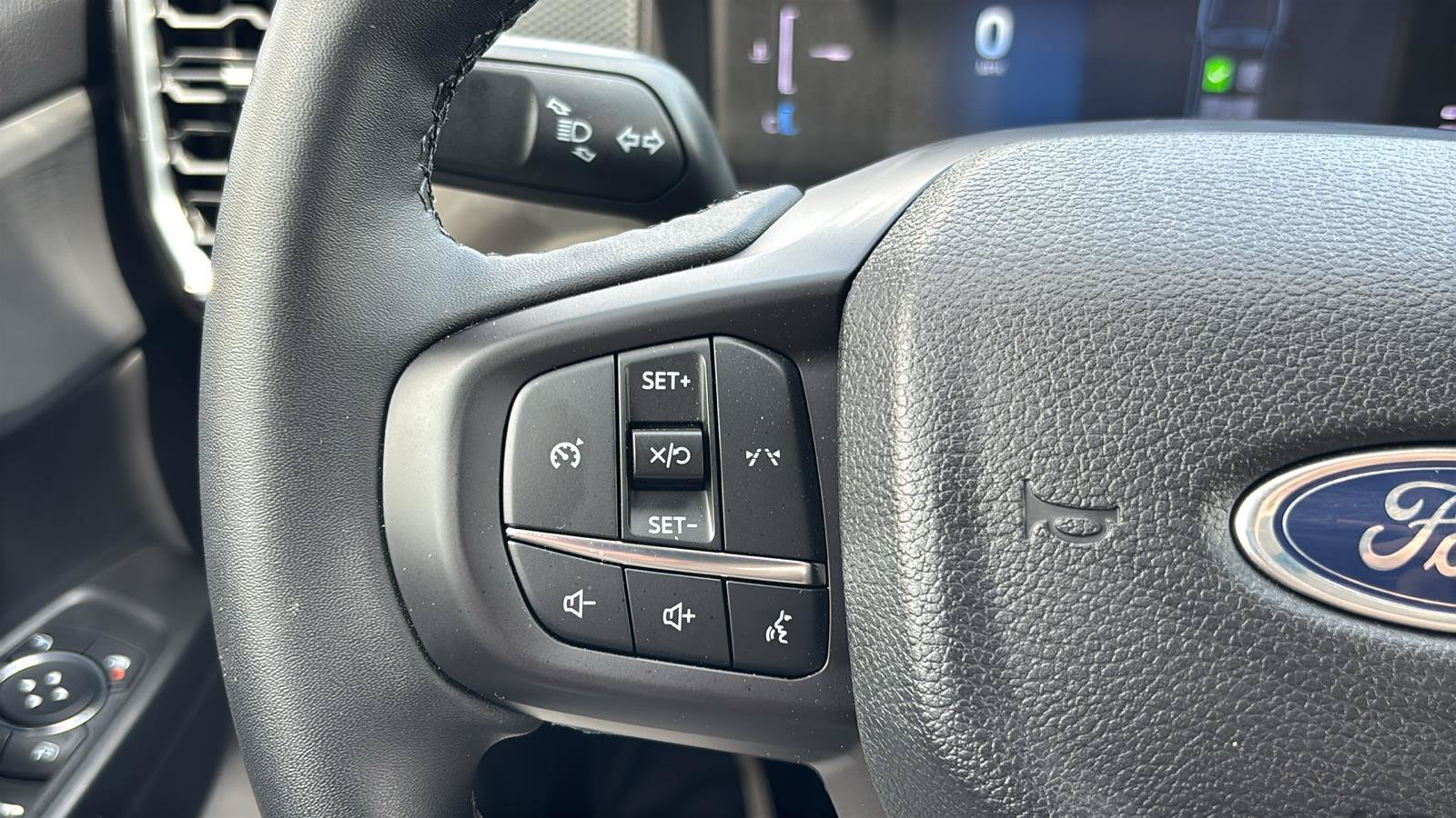 Used 2025 Ford Ranger XLT AWD/4WD image 28