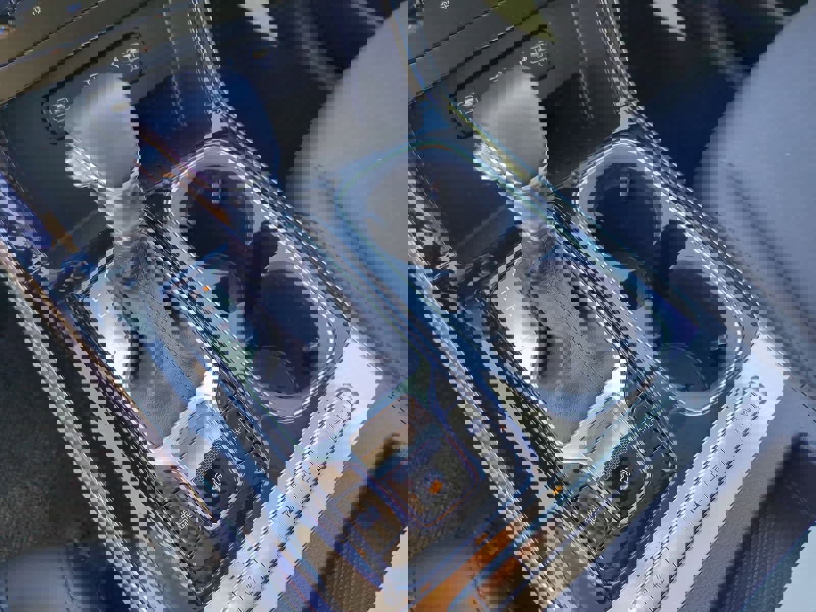 Certified 2023 Kia Carnival EX image 30