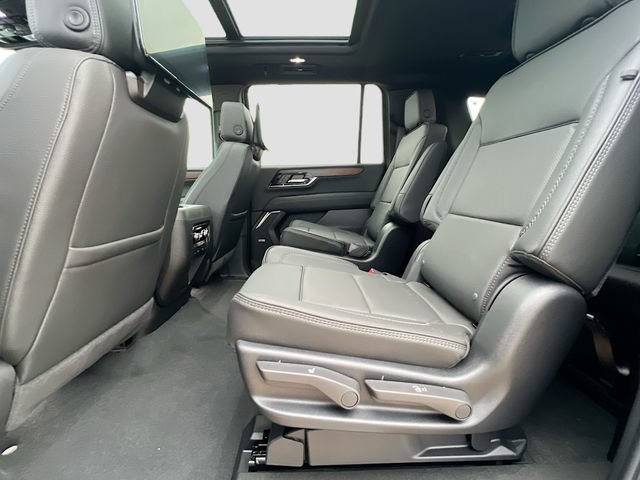 New 2026 GMC Yukon XL Denali w/ Denali Reserve Package AWD/4WD image 17