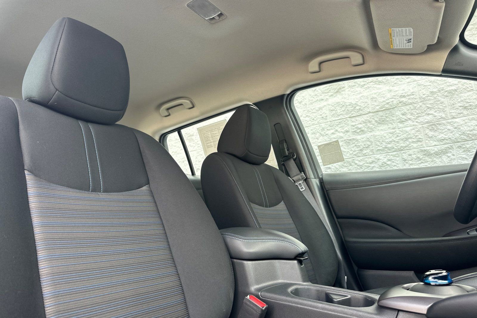 Certified 2024 Nissan Leaf S image 19