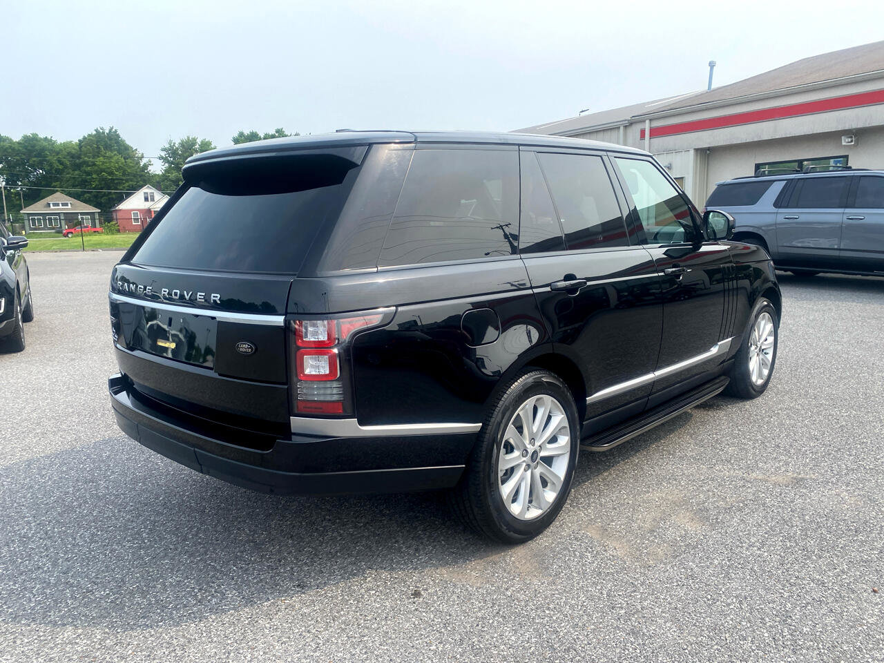 Used 2014 Land Rover Range Rover HSE image 5
