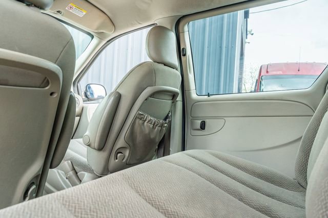 Used 2005 Dodge Grand Caravan SE w/ Popular Equipment Group I image 31