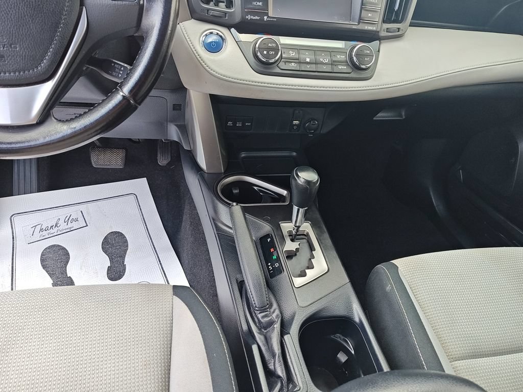 Used 2016 Toyota RAV4 XLE AWD/4WD image 11
