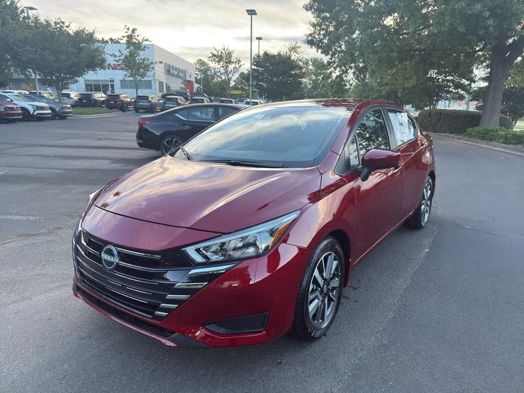New 2025 Nissan Versa SV image 3