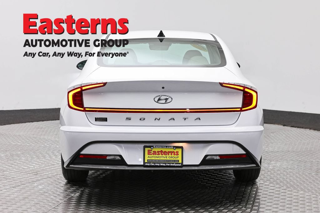 Used 2023 Hyundai Sonata SE FWD image 6
