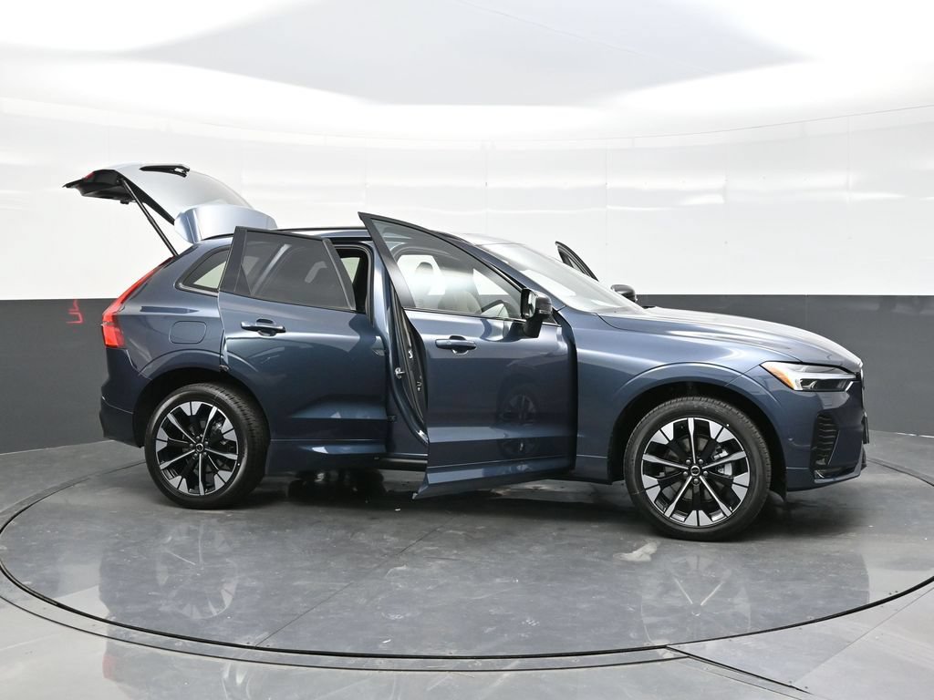 New 2026 Volvo XC60 B5 Plus w/ Climate Package AWD/4WD image 50