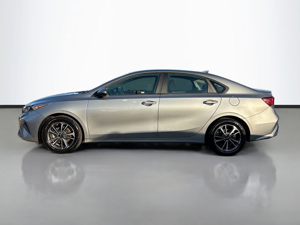 Used 2024 Kia Forte LXS image 8