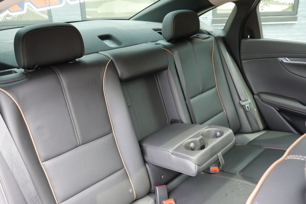 Used 2017 Chevrolet Impala Premier w/ Enhanced Convenience Package FWD image 14